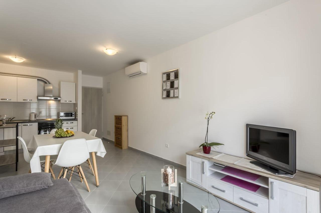 Cool Apartman Split Luaran gambar